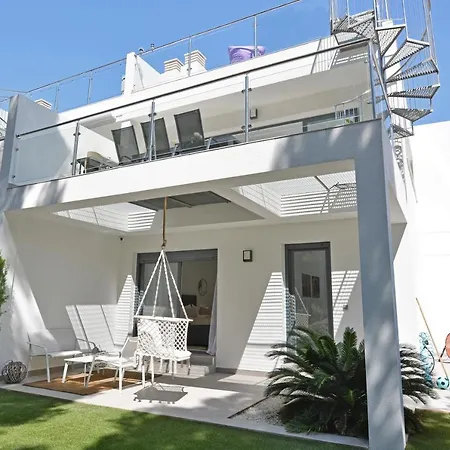 Vistaalbir Townhouse